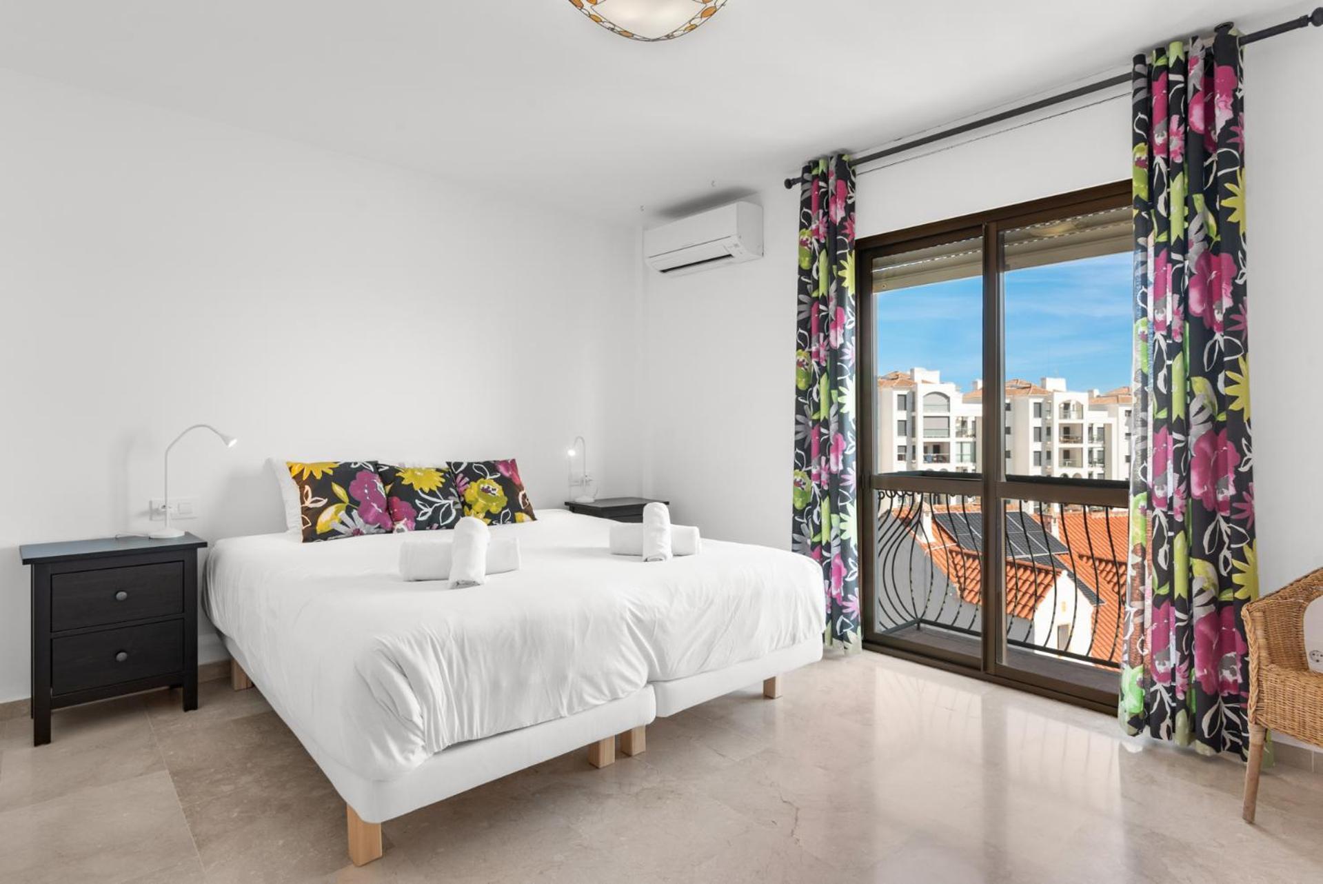 Lovely Penthouse Near Estepona Marina By Costarentals - Ref M15 Exterior photo